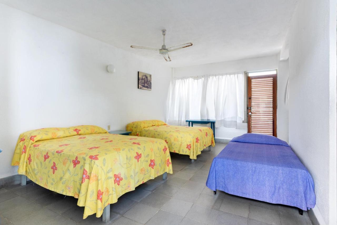 Oyo Hotel Belmar,Caleta, Acapulco Eksteriør billede